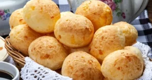 pao-de-queijo-facil-e-delicioso-3-.webp